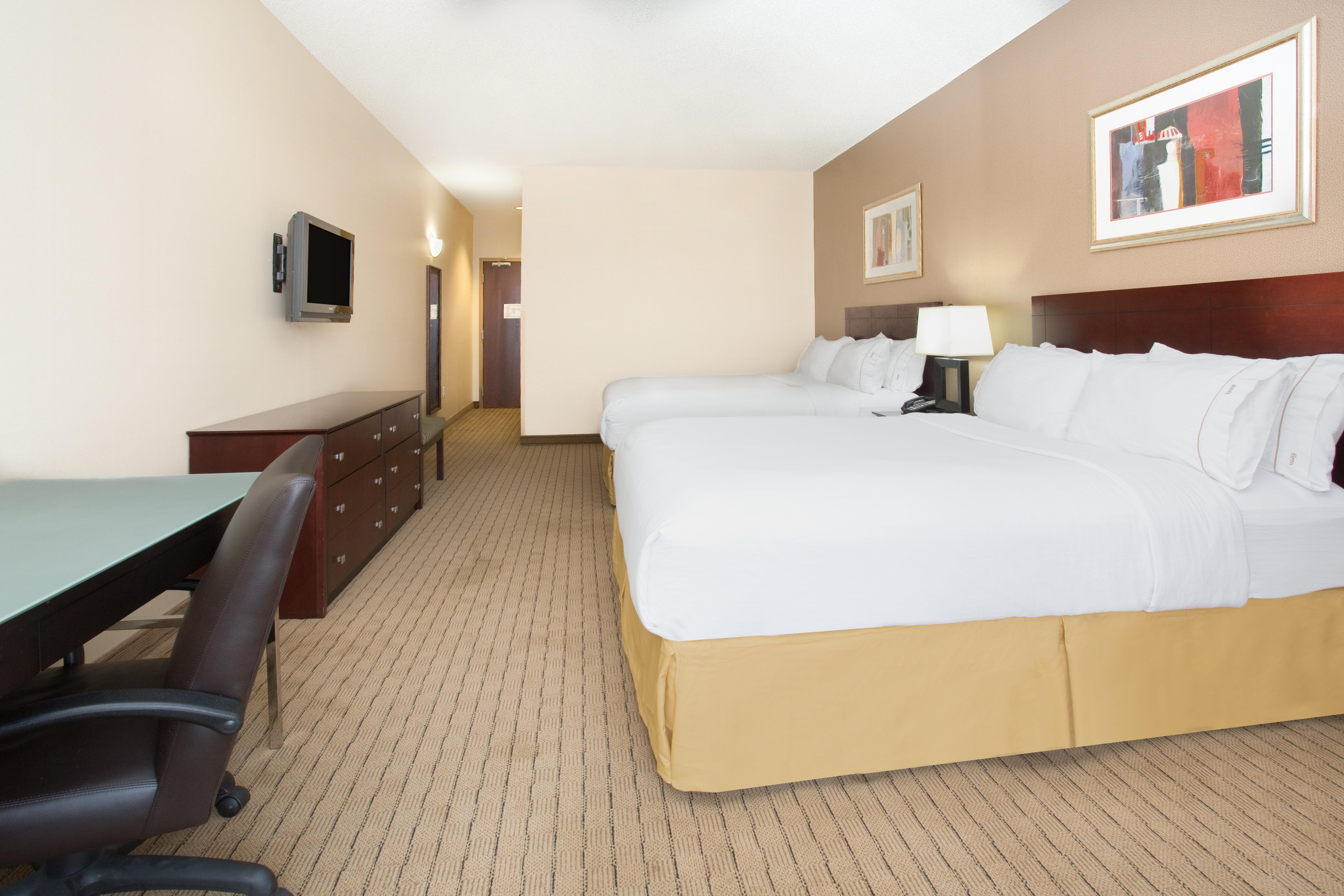 Holiday Inn Express Hotel & Suites Minot South By Ihg Exterior foto