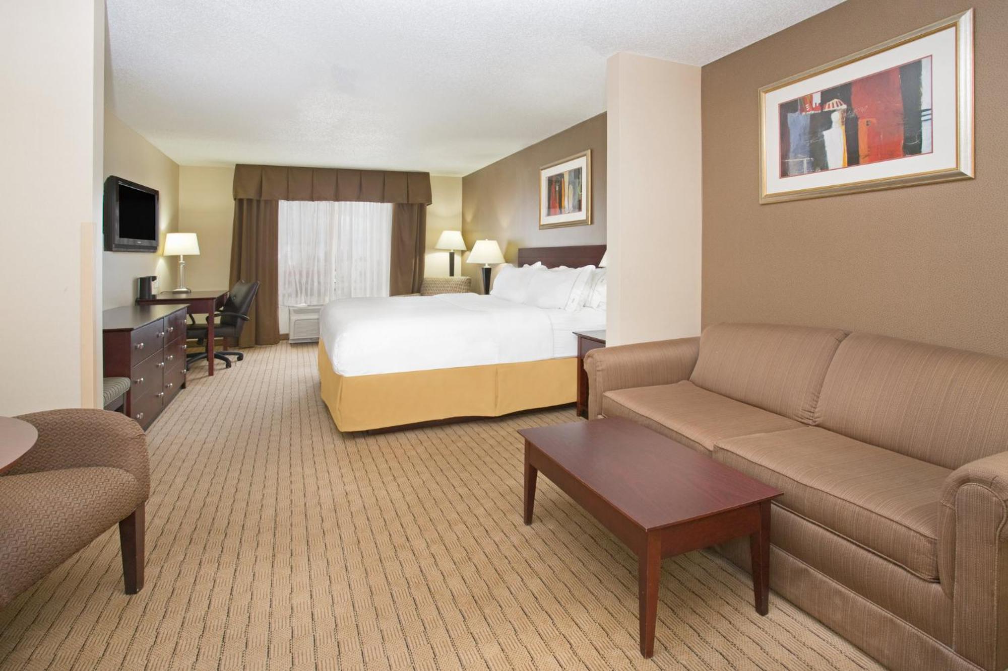 Holiday Inn Express Hotel & Suites Minot South By Ihg Exterior foto